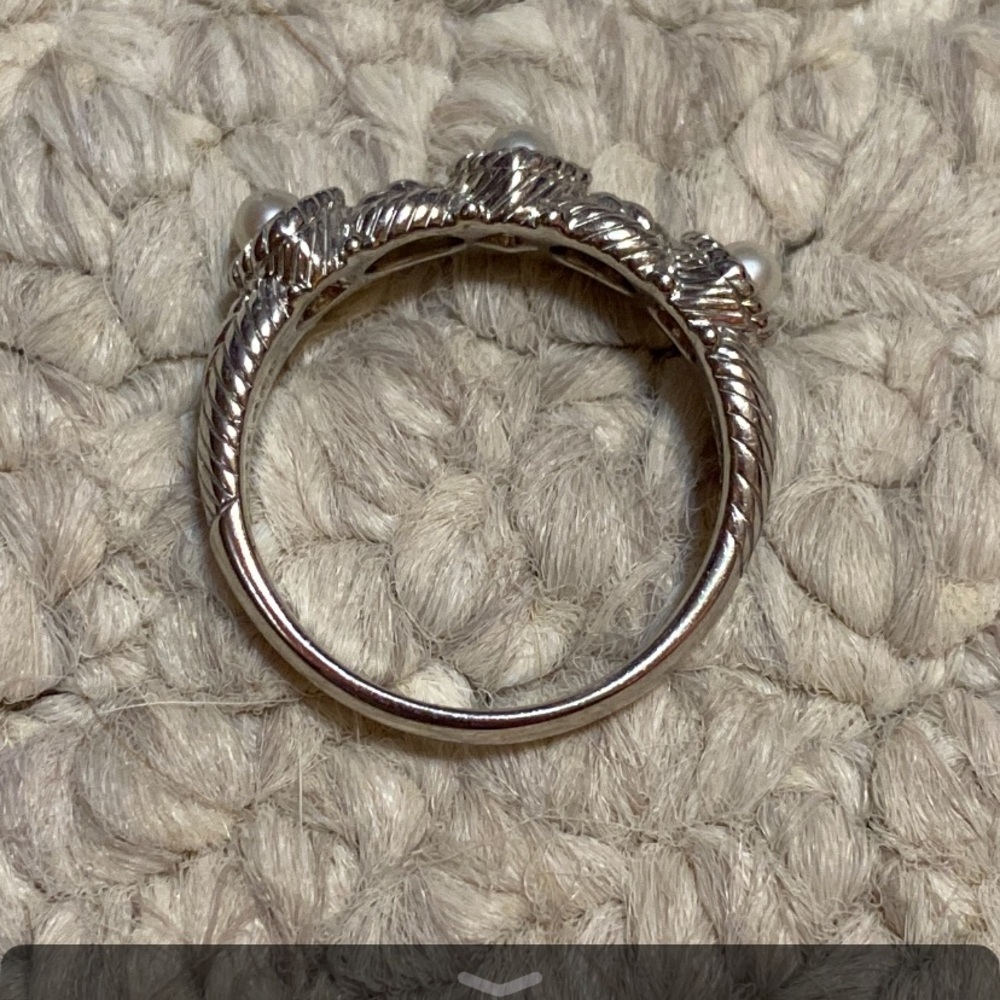 Judith Ripka Silver Pearl Ring - Picture 7 of 8